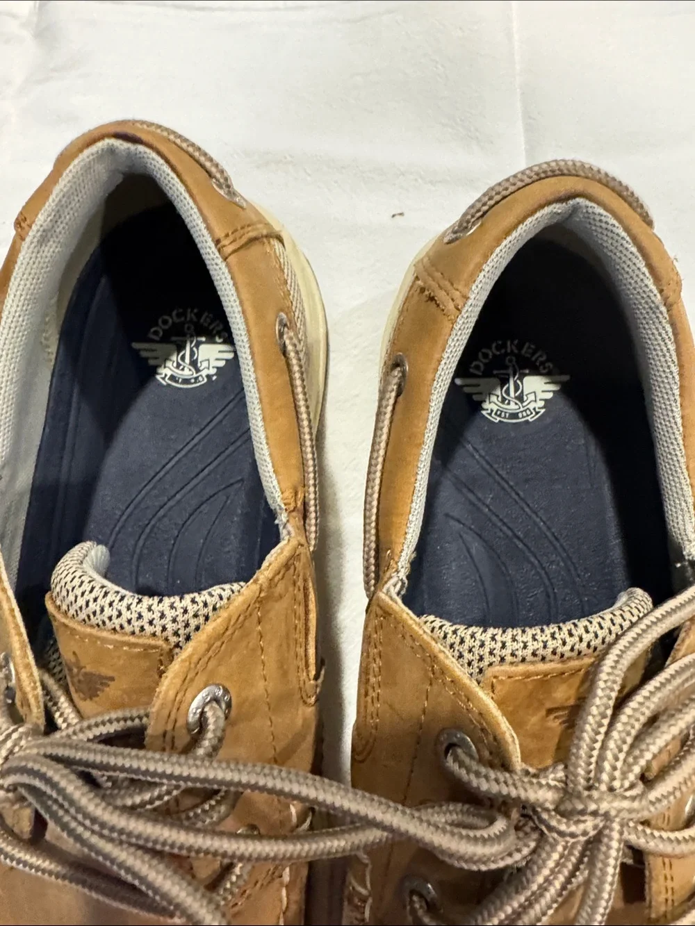 Dockers Men's Tan and Black Leather Boat Shoes